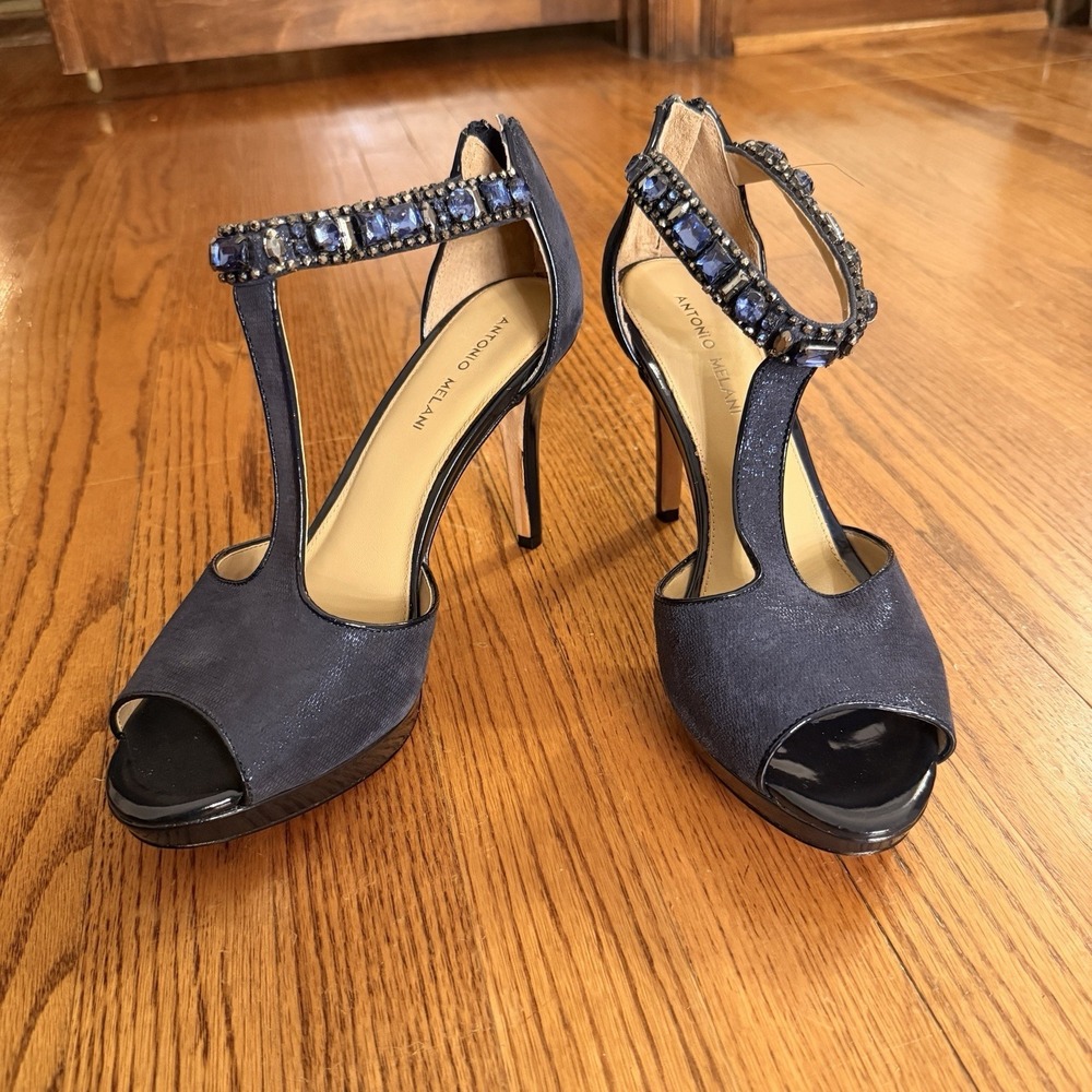 Antonio Melani Heels Sandals Navy T-Straps NWOB Size 10